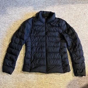 Uniqlo lightweight/ water repellant jacket
